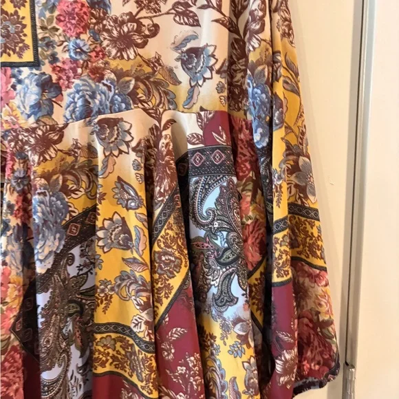 Chacha Vente Boho Paisley Tie Neck High Low Tunic Blouse Size M - Picture 15 of 16